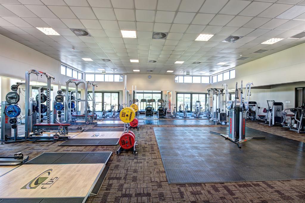 Royal Marang Hotel Phokeng 외부 사진 The gym at the National Institute of Sporting Performance