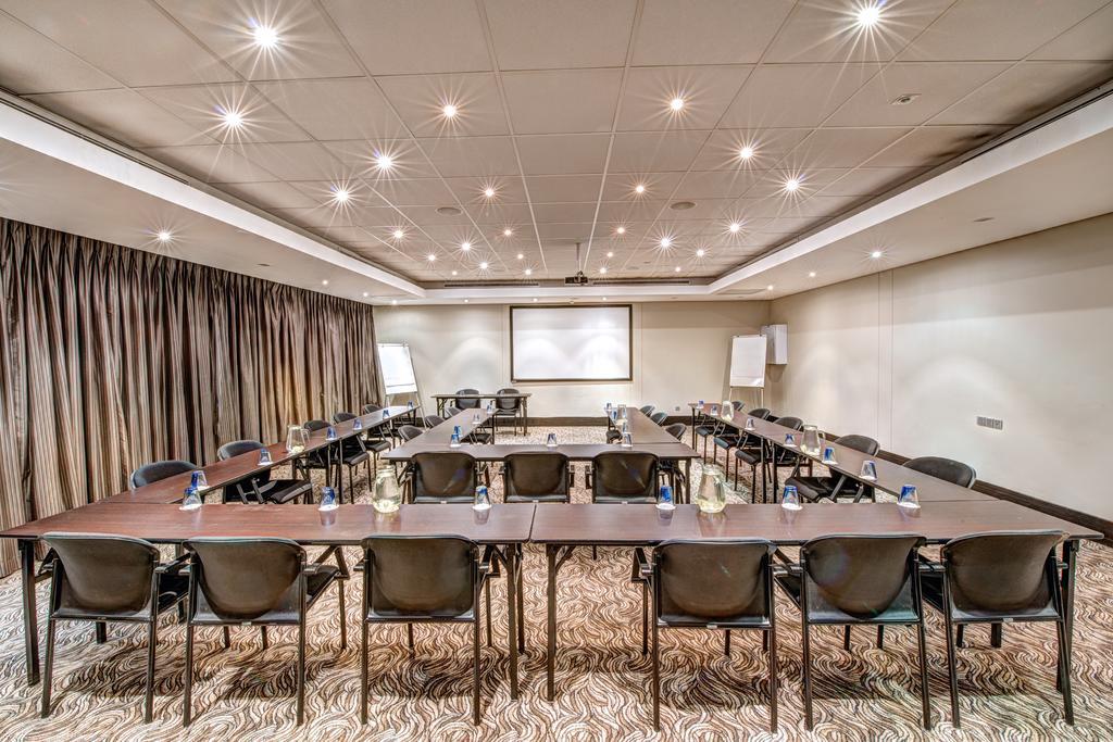 Royal Marang Hotel Phokeng 외부 사진 Meeting room